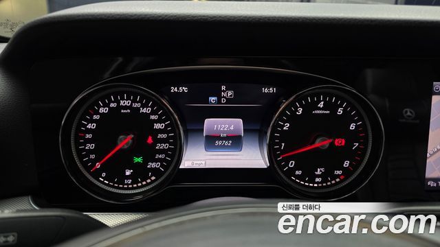 Mercedes-Benz E-Class E200 Avantgarde