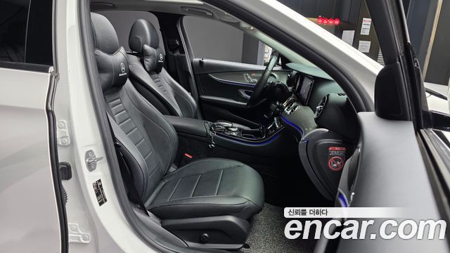 Mercedes-Benz E-Class E200 Avantgarde