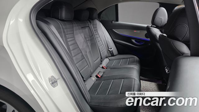 Mercedes-Benz E-Class E200 Avantgarde