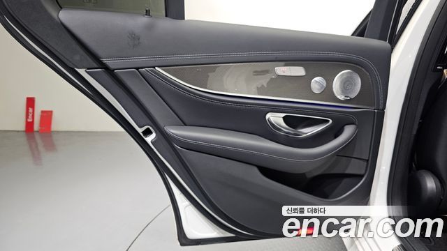 Mercedes-Benz E-Class E350 4MATIC AMG Line