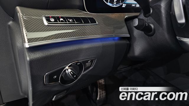 Mercedes-Benz E-Class E350 4MATIC AMG Line