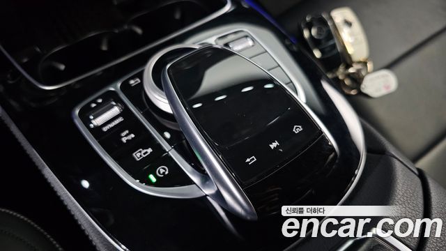 Mercedes-Benz E-Class E350 4MATIC AMG Line