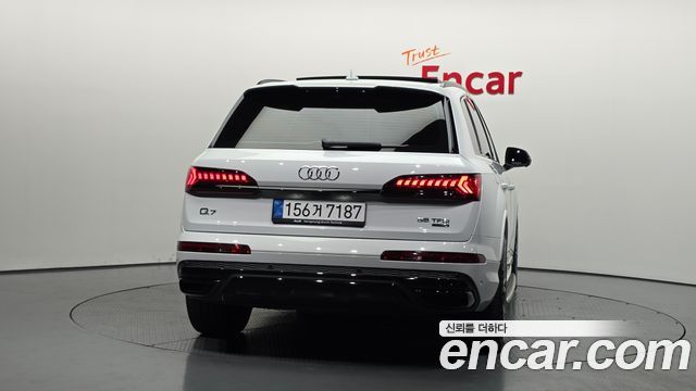 Audi Q7 55 TFSI Quattro Premium