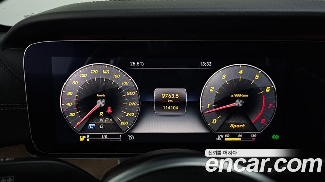Mercedes-Benz E-Class E300 4MATIC Exclusive