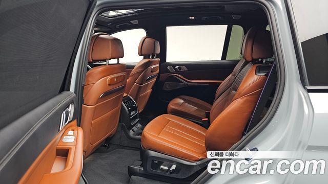 BMW X7 M60i xDrive M sport 6STR