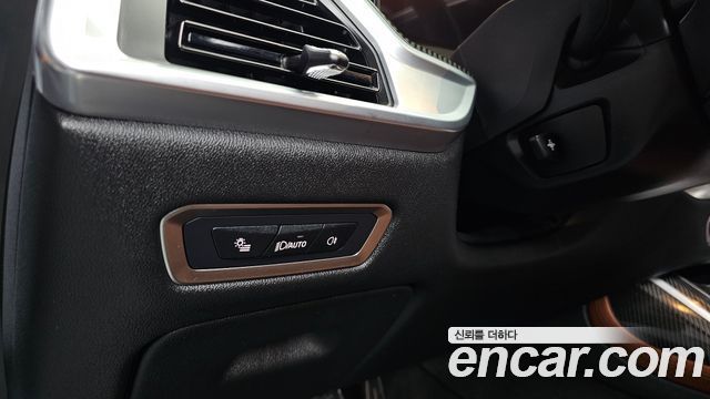 BMW X7 M60i xDrive M sport 6STR