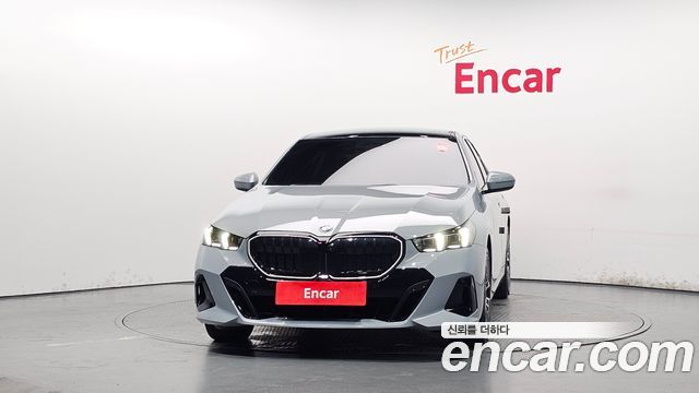 BMW 5-Series 520i Special Edition