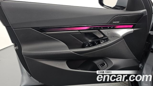 BMW 5-Series 520i Special Edition
