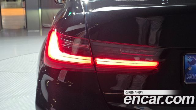BMW 3-Series 320i M Sport