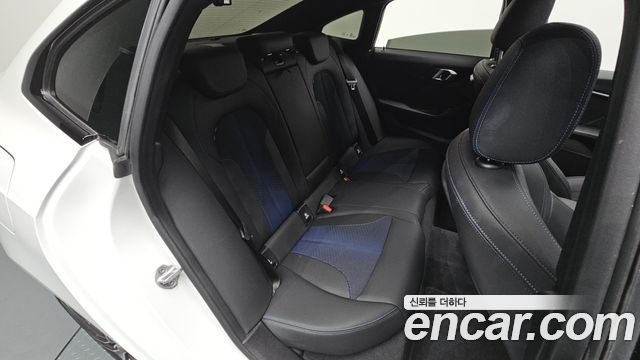 BMW 2-Series 220i M Sports
