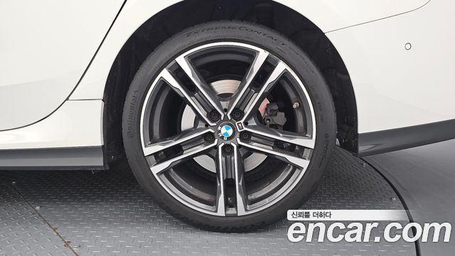 BMW 2-Series 220i M Sports
