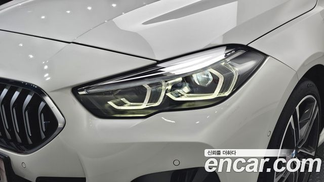 BMW 2-Series 220i M Sports
