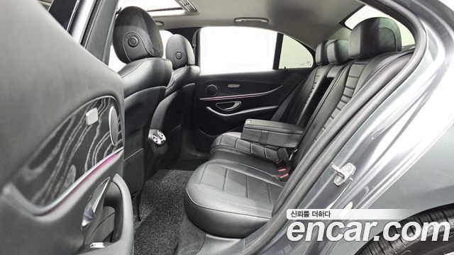 Mercedes-Benz E-Class E200 Avantgarde