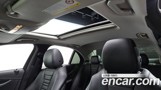 Mercedes-Benz E-Class E200 Avantgarde