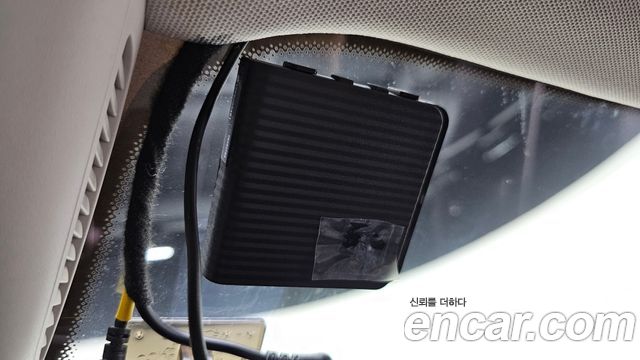 Mercedes-Benz E-Class E200 Avantgarde