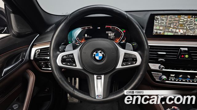 BMW 5-Series 530i M Sport Package Plus