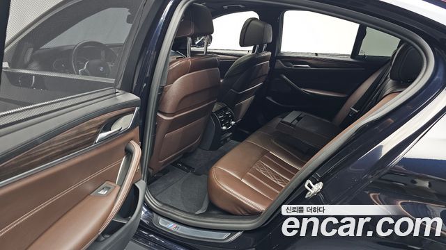 BMW 5-Series 530i M Sport Package Plus