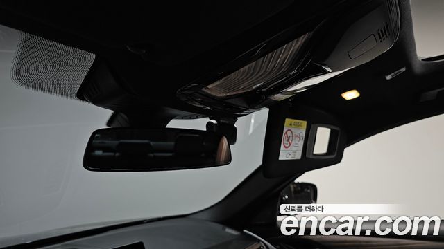 BMW 5-Series 530i M Sport Package Plus