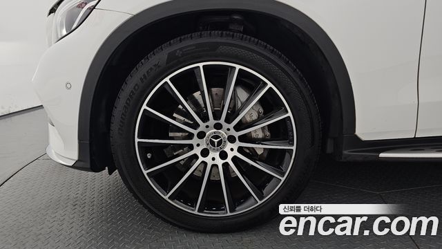 Mercedes-Benz GLC-Class GLC220 d 4MATIC Premium Coupe
