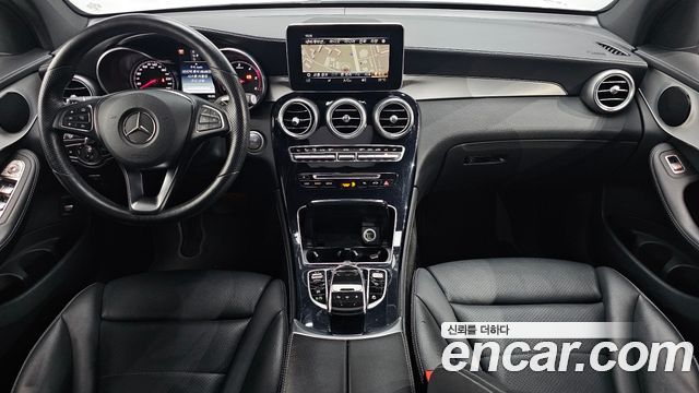 Mercedes-Benz GLC-Class GLC220 d 4MATIC Premium Coupe