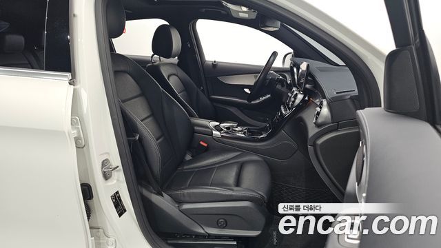Mercedes-Benz GLC-Class GLC220 d 4MATIC Premium Coupe