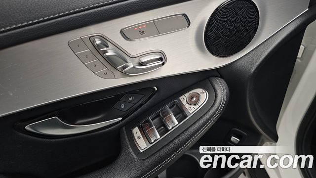 Mercedes-Benz GLC-Class GLC220 d 4MATIC Premium Coupe