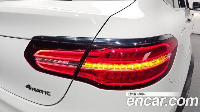 Mercedes-Benz GLC-Class GLC220 d 4MATIC Premium Coupe