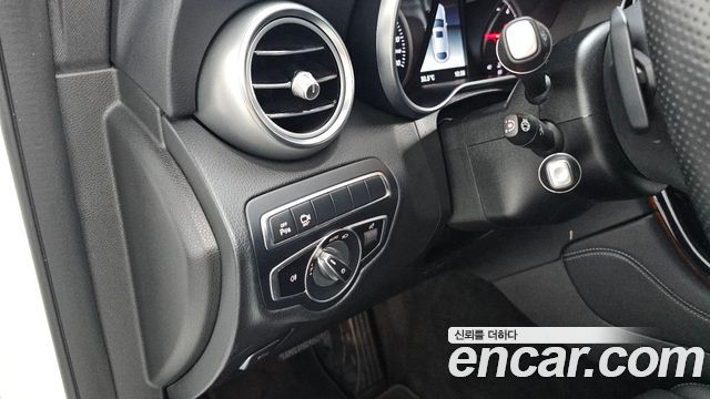 Mercedes-Benz GLC-Class GLC220 d 4MATIC Premium Coupe