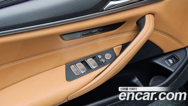 BMW 5-Series 520i M Sport