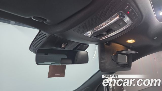 Mercedes-Benz GLA-Class GLA220