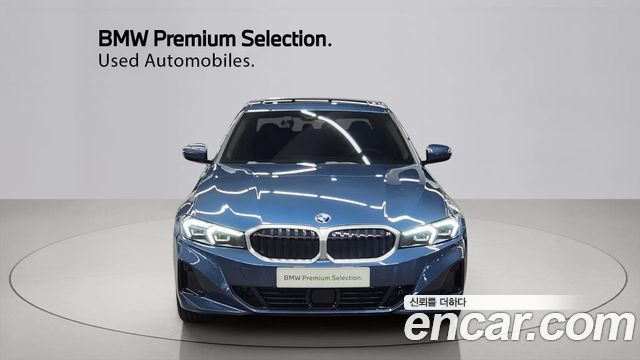 BMW 3-Series 320i