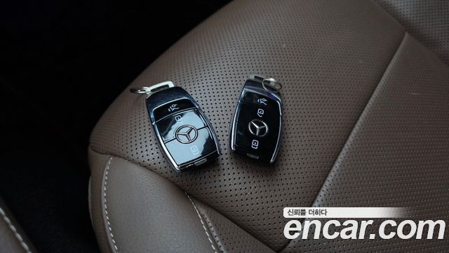 Mercedes-Benz E-Class E350 4MATIC Avantgarde