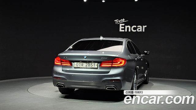 BMW 5-Series 530i xDrive M Sport Package Plus