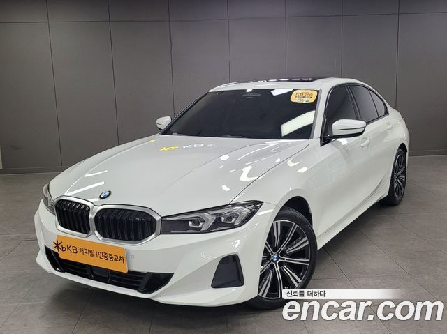 BMW 3-Series 320i