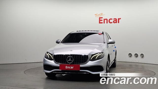 Mercedes-Benz E-Class E300 Avantgarde