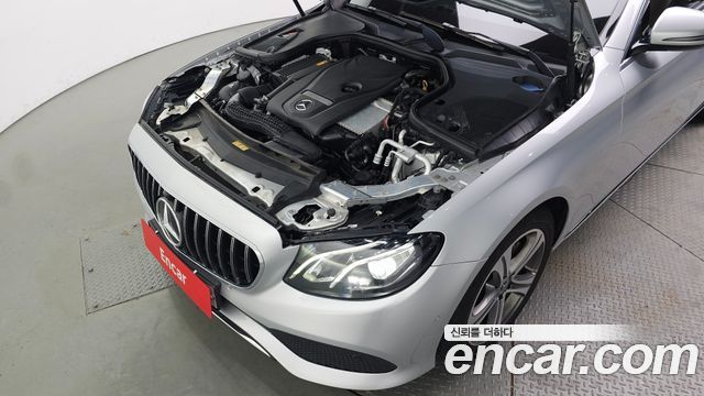 Mercedes-Benz E-Class E300 Avantgarde