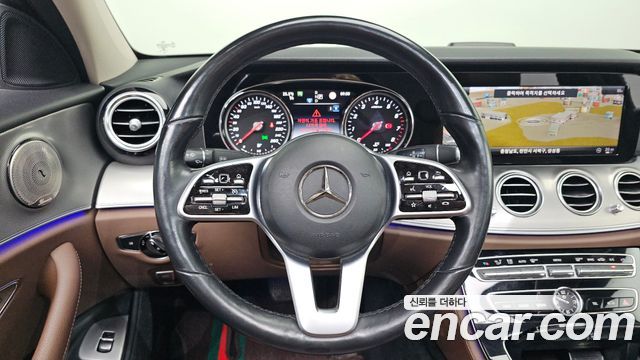 Mercedes-Benz E-Class E300 Avantgarde
