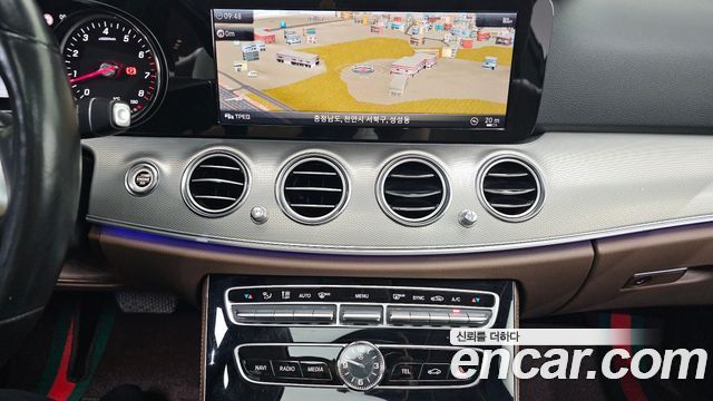 Mercedes-Benz E-Class E300 Avantgarde