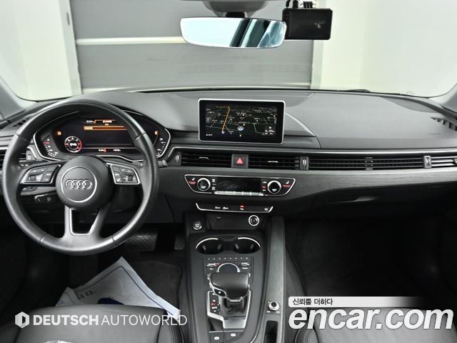 Audi A4 30 TDI Premium