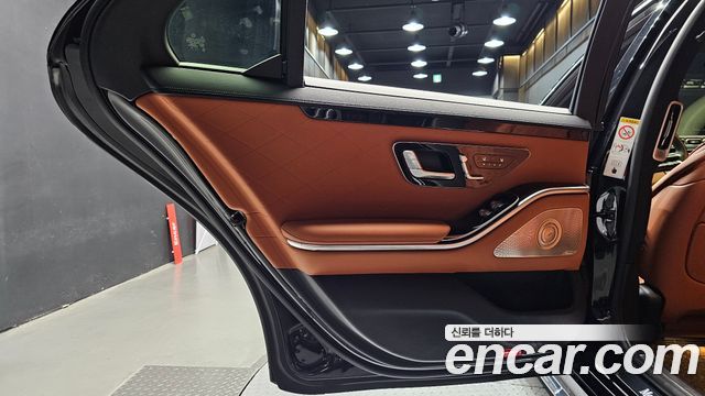 Mercedes-Benz S-Class S500L 4MATIC