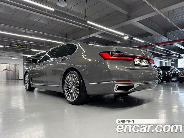 BMW 7-Series 730d xDrive Design Pure Excellence
