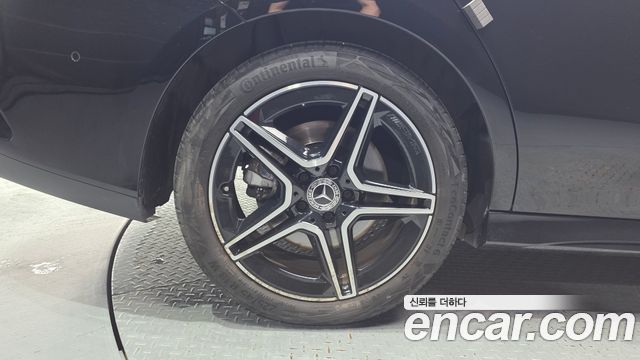 Mercedes-Benz CLA-Class CLA250 4MATIC