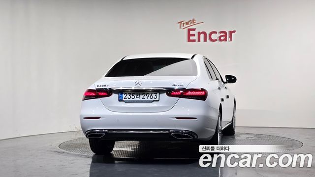 Mercedes-Benz E-Class E220d 4MATIC Exclusive