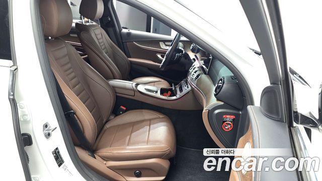 Mercedes-Benz E-Class E220d 4MATIC Exclusive