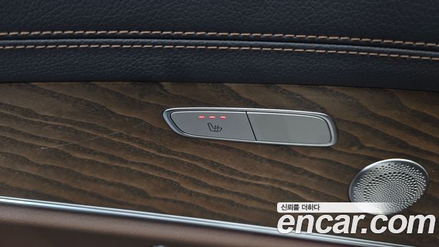 Mercedes-Benz E-Class E220d 4MATIC Exclusive