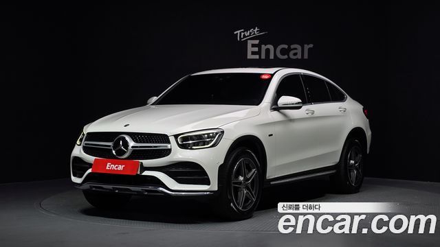 Mercedes-Benz GLC-Class GLC300e 4MATIC Coupe