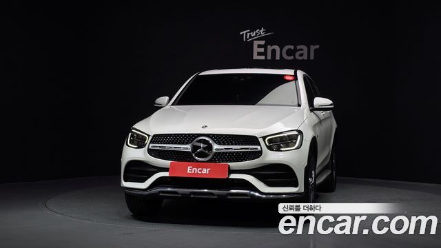 Mercedes-Benz GLC-Class GLC300e 4MATIC Coupe