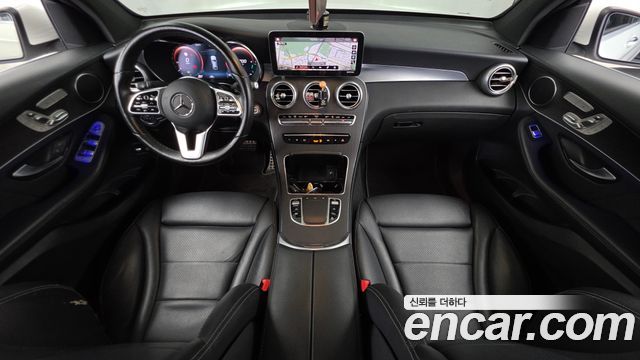 Mercedes-Benz GLC-Class GLC300e 4MATIC Coupe
