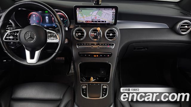 Mercedes-Benz GLC-Class GLC300e 4MATIC Coupe