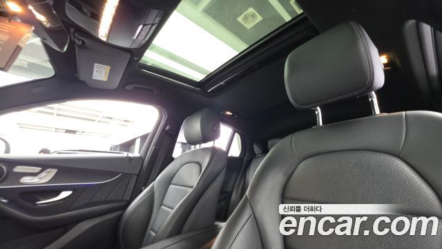 Mercedes-Benz GLC-Class GLC300e 4MATIC Coupe